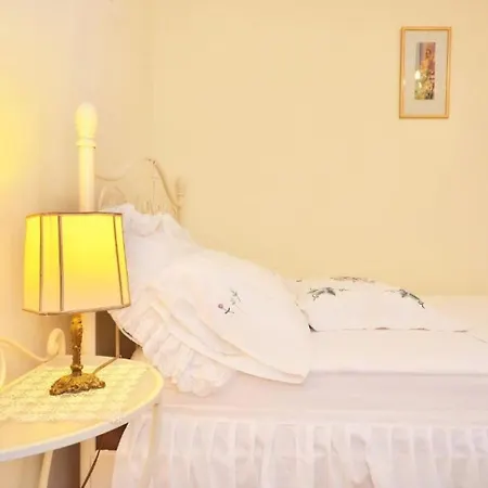 Ivory - Central And Comfortable Apartment Split